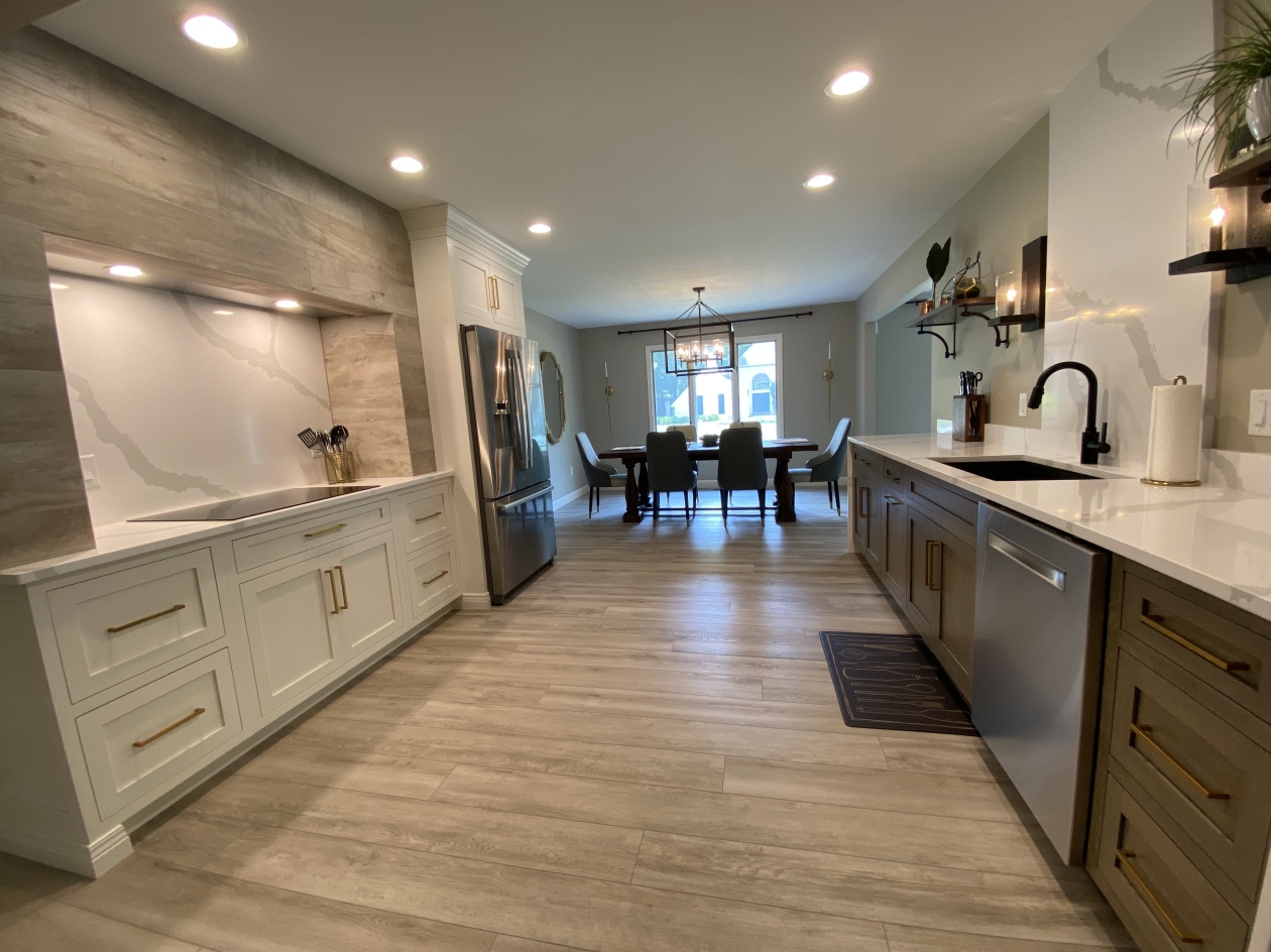 Mouser Cabinetry, quartersawn oak and painted maple cabinets, custom hood, quartz tops