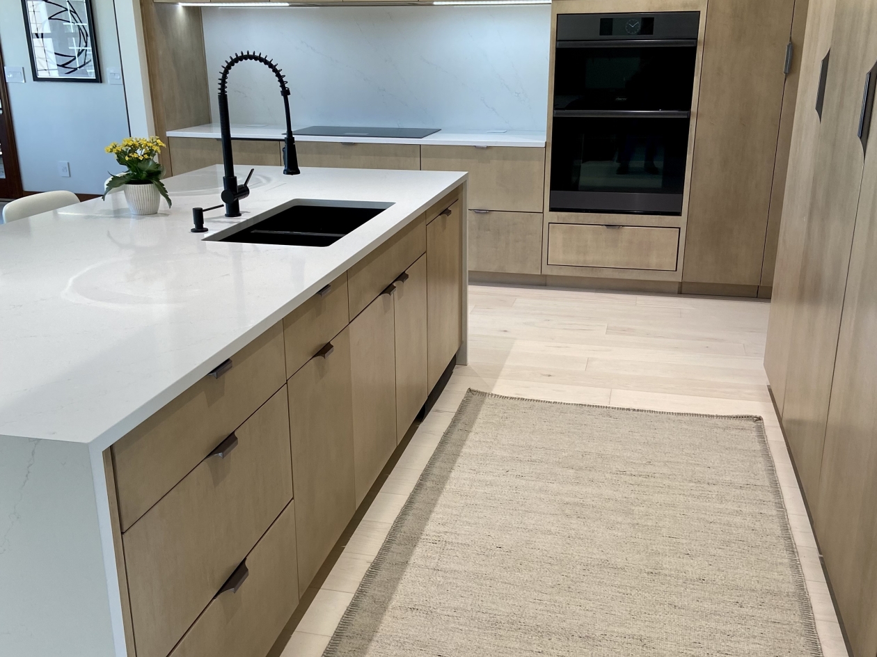 Mouser cabinetry, eurostyle cabinets, paneled appliances
